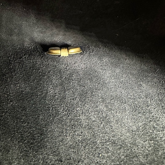 Coach • 9076 Companion Flap - Picture 13 of 14